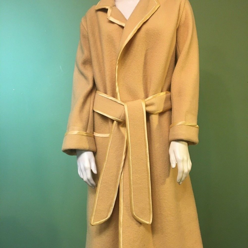 Vintage Yellow Coat Wmns Robe Style Coat k276